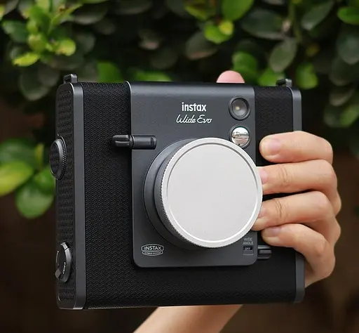 Защитная крышка на объектив для камеры Fujifilm Instax Wide EVO серебристая - фото 2