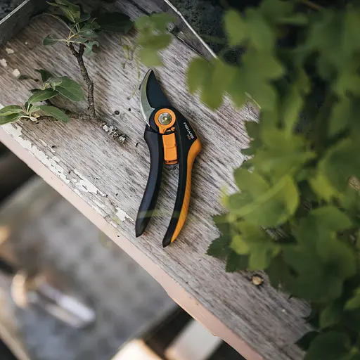 Секатор Fiskars Plus SmartFit P541 Bypass до 24 мм (1057169) - фото 2