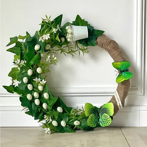 Пасхальный декоративный венок на двери Hvoya с яйцами, бабочками и ведерком 45 см