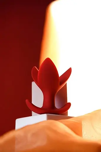 Анальная пробка ToDo Expander Plug Flower 9 см (красный) - фото 8