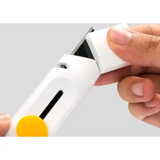 Канцелярський ніж  HOTO (QWMGD001) 18 мм - фото 4