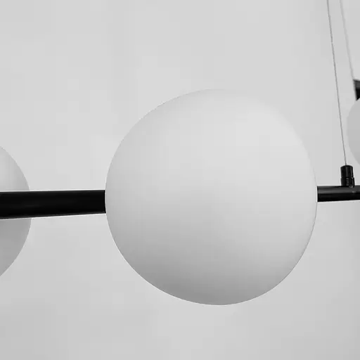 Люстра на 4 белых плафона в черном удлиненном корпусе 85 см | Ст. F 85/4 BK+WT | Line F - фото 3