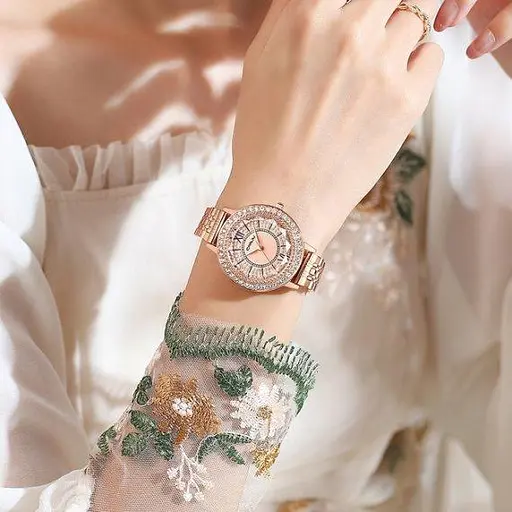 Жіночий наручний класичний годинник Crrju Miss (Золотистий) - фото 6