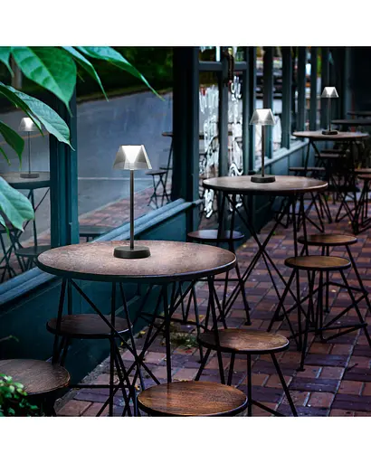 Настільна лампа Ideal Lux 286723 Lolita Led 1x7W 3000K IP20 - фото 2