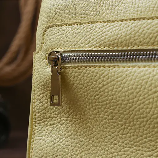 Кожаный женский рюкзак SHVIGEL 21х27,5х10 см sum0020099 - фото 9