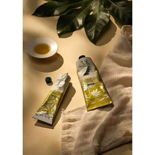 Захисний крем для рук The Body Shop з олією насіння коноплі 30 мл (1025247) - фото 2