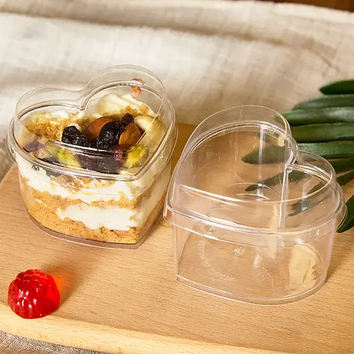 Пластиковая прозрачная коробка контейнер для десертов с крышкой в форме сердца 9х8.5х2.5 см для многоразового использования УЦЕНКА Прозрачный u88309 - фото 8