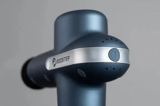 Перкусійний масажний пістолет Lightsaber Booster U1 М'язовий масажер (6 насадок) 2500 мА·год Синій - фото 3