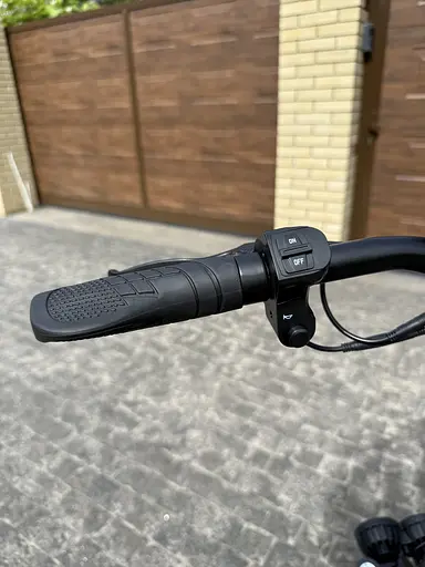 Электросамокат KUGOO Kirin M5 Pro 1200W 23Ah с сиденьем ( с усиленным АКБ) - фото 5