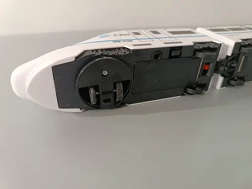 Іграшковий поїзд. Довжина 62 см. З фарою та реалістичним звуком. На батарейках. Для дітей від 3 років - фото 11