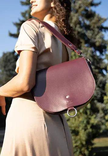 Женская кожаная сумка Ruby L бордовая  краст - фото 3