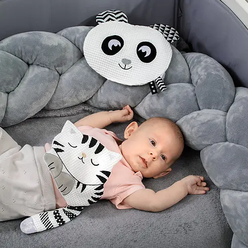 Іграшка-обіймашка BabyOno Кошеня з шурхотінням для малюків 15х17.5 см (2136278053) - фото 2