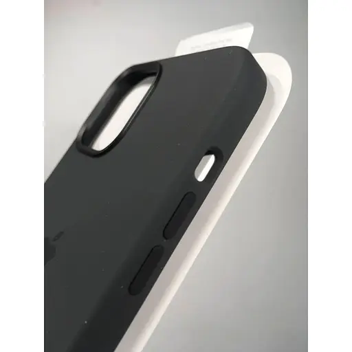 Оригинальный силиконовый чехол Apple Silicone Case MagSafe для iPhone 12 Pro Max Midnight (MHLG3ZM/A) - фото 6