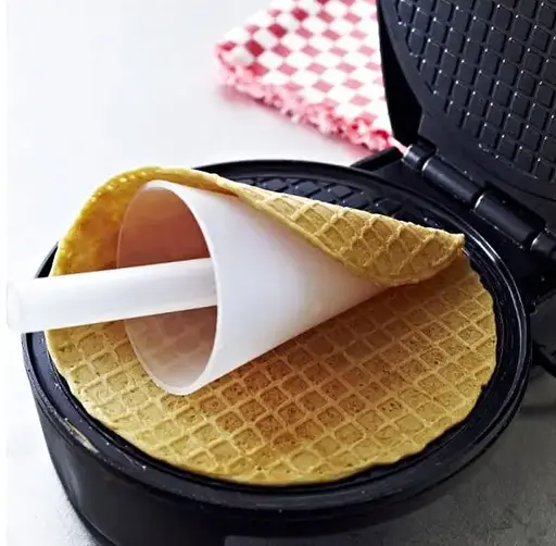 Вафельниця для тонких вафель Edenberg EB-64409 1500 Вт з антипригарним покриттям Чорний - фото 3