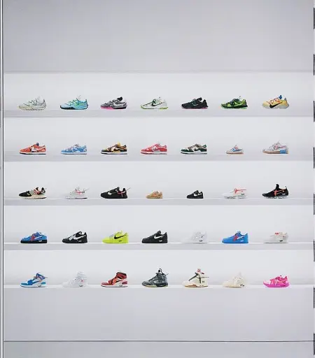 Nike. ICONS (Something's Off) - фото 3