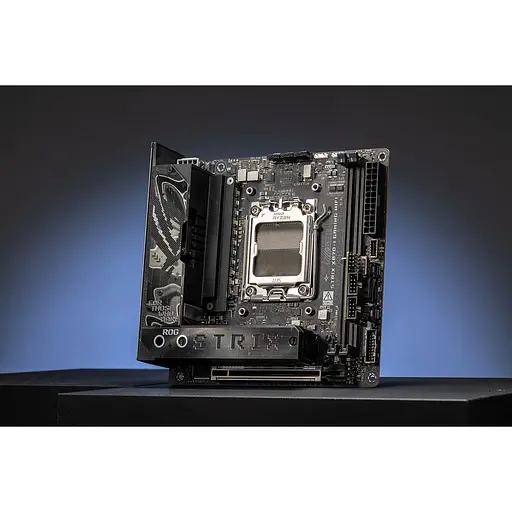 Материнская плата Asus Rog Strix X870-I Gaming WIFI sAM5 X870 2xDDR5 M.2 HDMI WiFi BT mITX - фото 3