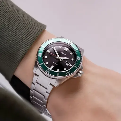 Часы наручные кварцевые мужские водонепроницаемые Casio MDV-107D-3AVEF - фото 4