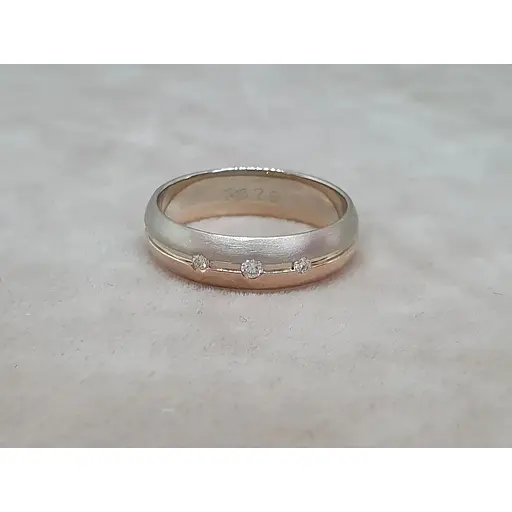 Золотое обручальное кольцо с бриллиантами. 8410424 17 - фото 4