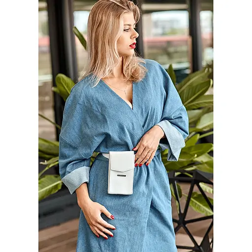 Вертикальна жіноча шкіряна сумка поясна / кроссбоді Mini біла - фото 8