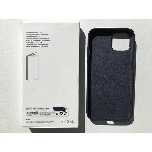 Оригинальный силиконовый чехол Apple Silicone Case MagSafe для iPhone 13 Midnight MM2A3ZM/A - фото 6