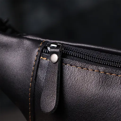 Чоловіча сумка-бананка з натуральної гладкої шкіри SHVIGEL 34х12х4 см sum0027456 - фото 10