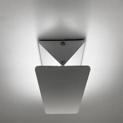 Біле мінімалістичне регулююче бра Line F 19х8 см Арт. WB 44/190 WT - фото 3