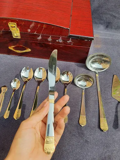 Набор столовых приборов Zillinger ZL-710G Yana на 12 персон в деревянном кейсе 72 предмета - фото 7