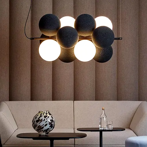 Видовжений чорний світильник на 4 білих та 8 чорних плафонів | Арт. 908/12 BK+BK+WT | Line F - фото 1