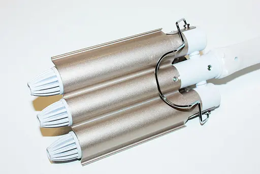 Потрійна плойка (щипці для волосся) керамічне покриття Gemei GM 1988 - фото 9