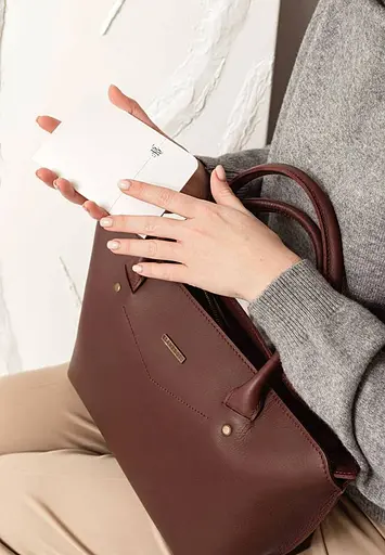 Жіноча шкіряна сумка Midi бордова - фото 10