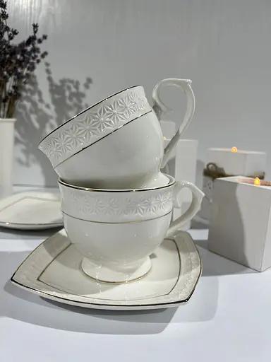 Чашка фарфоровая Снежная Королева Interos белая 280 мл с блюдцем 506710-А - фото 3