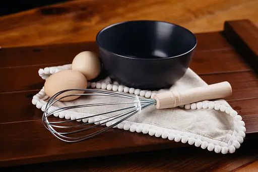 Венчик кухонный из нержавеющей стали с деревянной ручкой 26 см, Master Class 83797 - фото 5