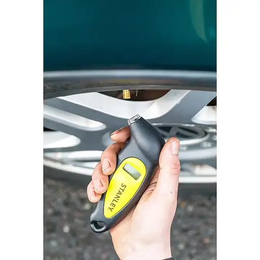 Манометр цифровий Stanley для вимірювання тиску в шинах з LED-дисплеєм (STHT80874-0) - фото 5