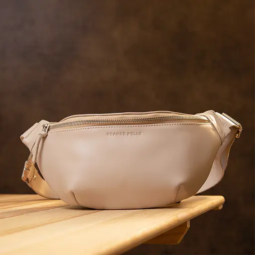 Сумка на пояс кожаная Grande Pelle 30х13х7 см sum0015034 - фото 5