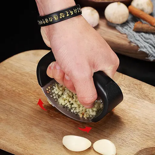 Пресс для чеснока из нержавеющей стали с пластиковой ручкой чесночница, Kitchen Master Зеленый 84759 - фото 4