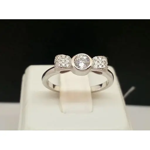 Срібне кільце Подіум Бантик з фіанітами. GR4032 - фото 2