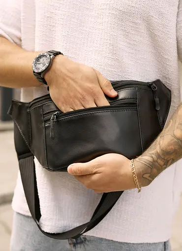 Большая мужская кожаная сумка на пояс бананка Sambag Tirso Max черная 38×17×6 см (81341101m) - фото 3