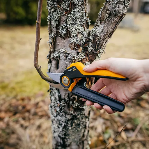 Секатор Fiskars X-series P921 до 24 мм Bypass до 24 мм (1057173) - фото 4