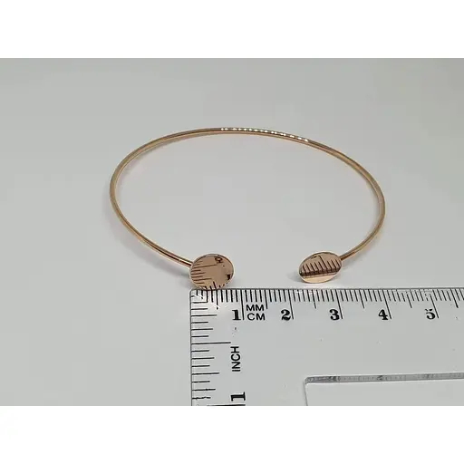 Золотой жесткий браслет Tango . 820213 - фото 4