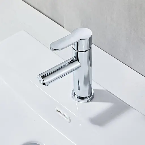 Смеситель для раковины Смеситель изготовлен из высококачественных материалов, а хромированная обработка придаст современный вид. - фото 3