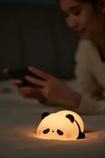 Силиконовый беспроводной ночник "Лежащая панда" - фото 9