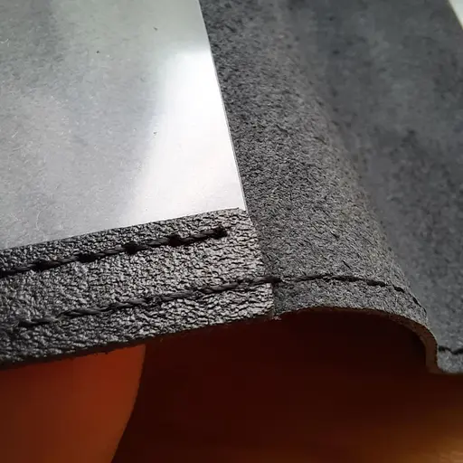 Обложка на удостоверение увеличеная кожаная черная (для документов размером до 8*10 см) ТРО - фото 4