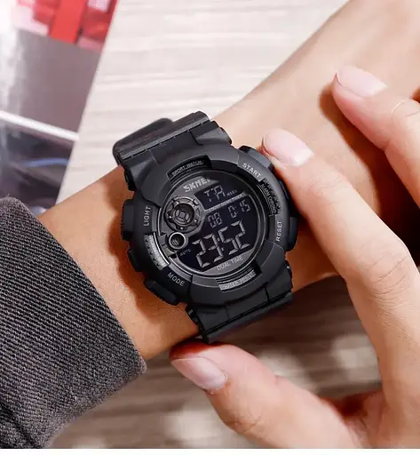 Чоловічий наручний спортивний годинник Skmei 1583 (Чорний з чорним) - фото 4