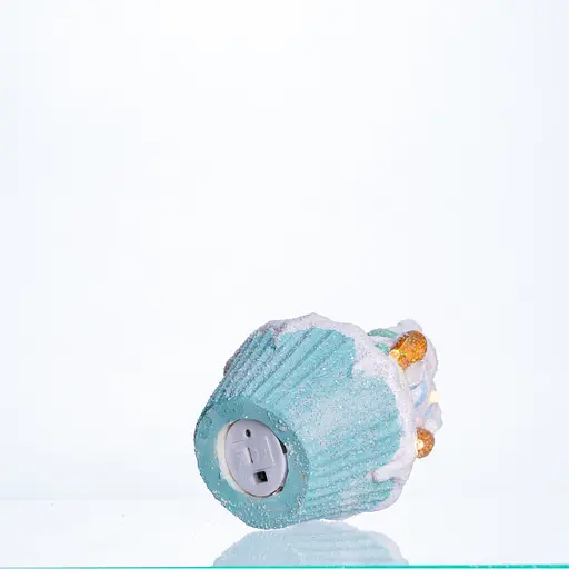 Новорічна декоративна фігурка з підсвічуванням Санта-Клаус на кексі Yiwu CR-6-7 з порцеляни 10 × 10 × 17.5 см  - фото 4