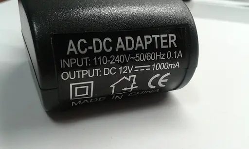 Перехідник з автомобільним на мережеве заряджання 220/12 вольтів - фото 5