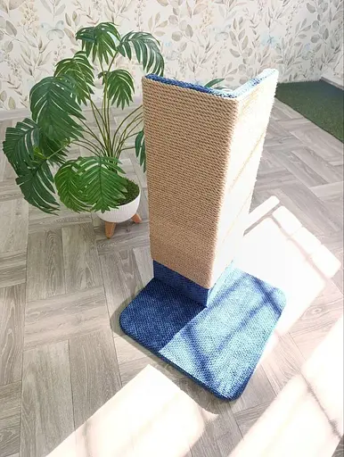 Кутова кігтеточка на підставці для кота 65х40х40 см Синій - фото 2