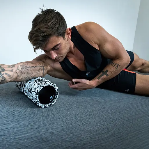 Ролер масажний Camouflage Sveltus SLTS-2516 камуфляжний, 33 см - фото 5