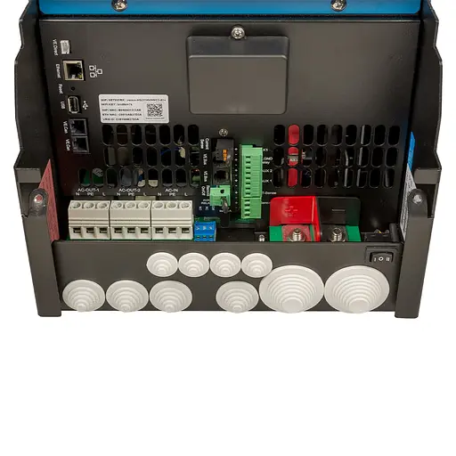 Гибридный однофазный инвертор 3kWA/2.4kW Victron Energy EasySolar-II GX 48/3000/35-32 MPPT 250/70 (99-00020906) - фото 7