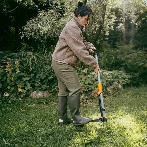 Інструмент для видалення бур'янів Fiskars Ergonomic™ 99 см (1080409) - фото 4