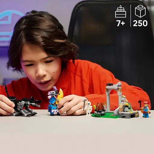 Конструктор LEGO Fortnite Лагерь Peely и Sparkplug 250 деталей (77075) - фото 17
